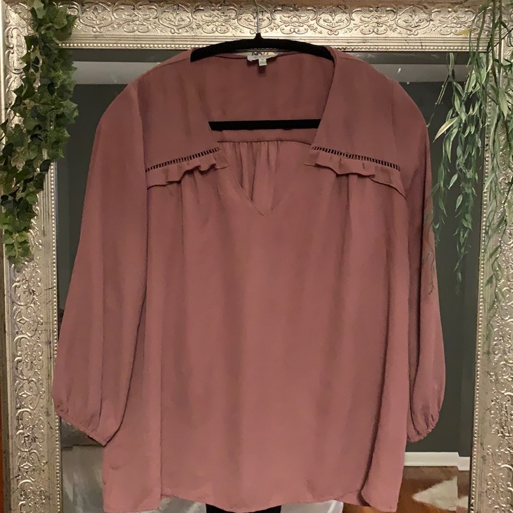 Bird V-neck Blouse